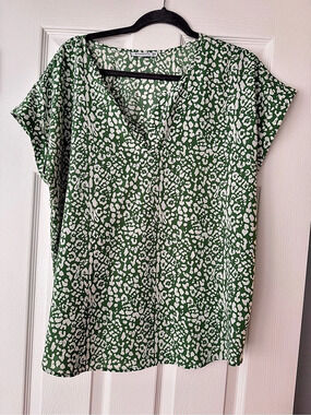 Staccato Green & White Animal Print Blouse